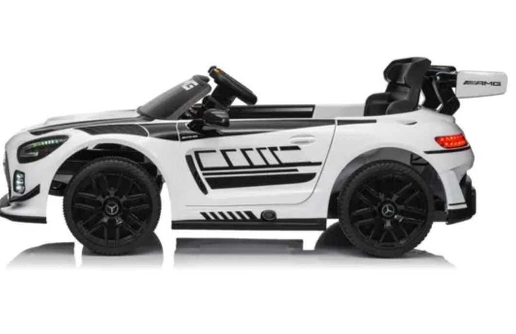 Mercedes AMG GT4 Blanc sous licence – Voiture Electrique Pour Enfants Avec Télécommande